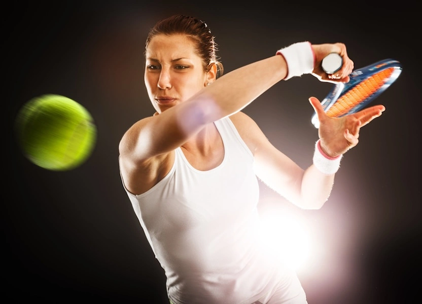 Uscita di palla e potenza: due risposte diverse della corda